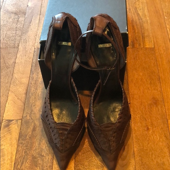 Also Leather Heels 👠 - Picture 2 of 7